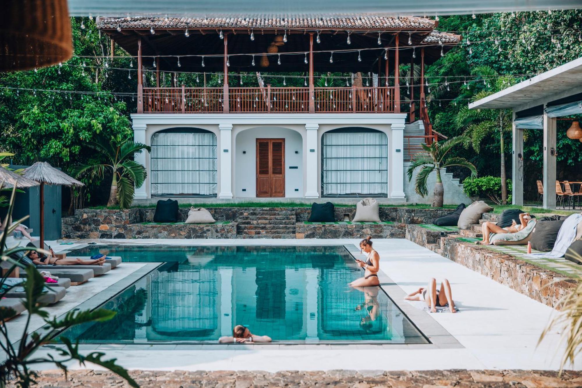 The Salty Pelican Yoga & Surf Retreat Dikwella Exterior foto